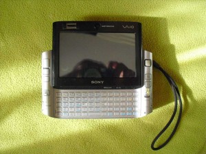Sony Vaio VGN-UX17GP széttolva