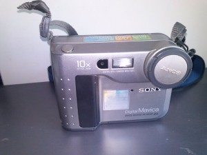 Sony Mavica MVC-FD71