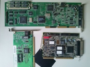 Hang SCSI és LAN kari