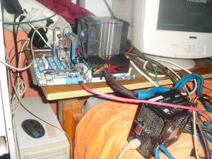 Az izom Radeon elbújhat az északi híd hűtés mellett