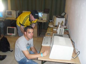 Az arc XT-n csapatja az arkanoiddal