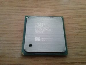 Celeron 2,4GHz-en