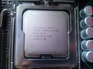 Core 2 Extreme QX9770