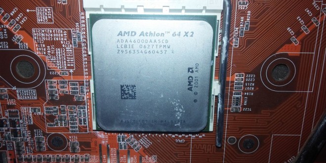 S939-es Athlon 64 X2 4600+ CPU túlhajtása